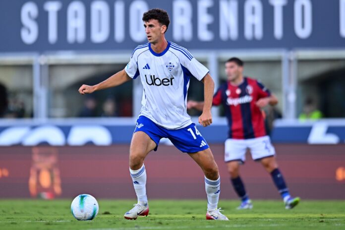 Liverpool and Chelsea chase Como centre-back Jacobo Ramon