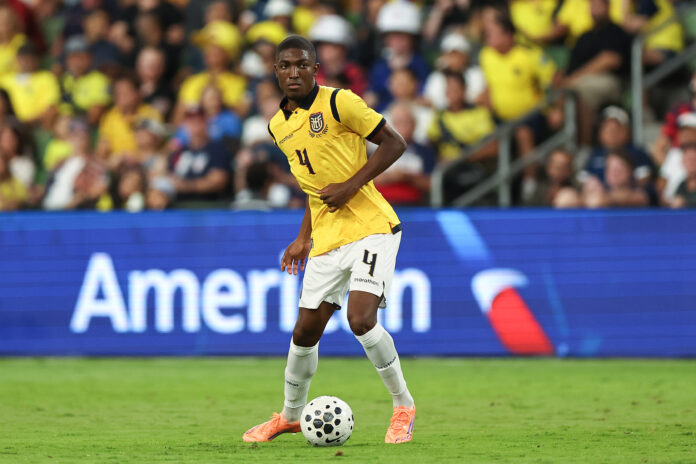 Liverpool set to beat Chelsea to Ecuador defender Joel Ordonez