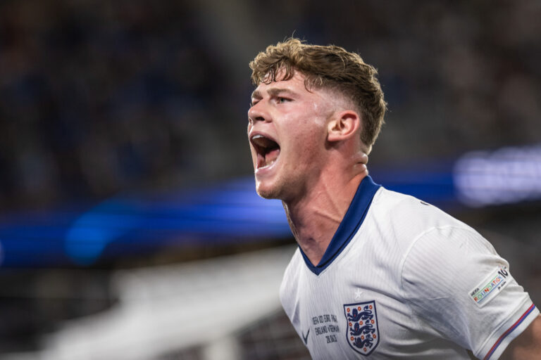 West Ham keen on deal for England u-21 defender Cresswell
