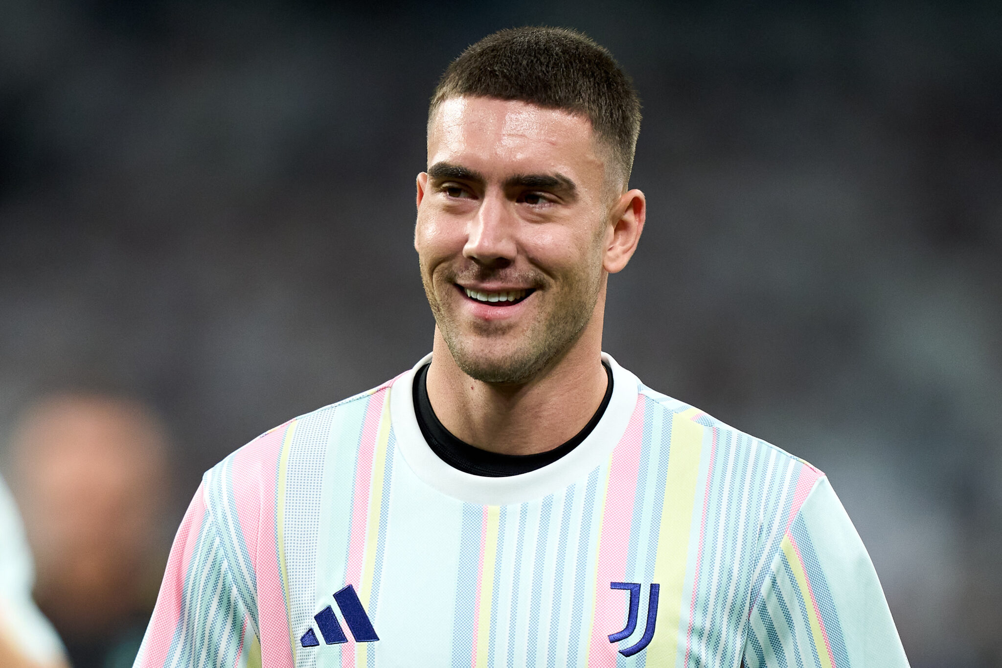 Vlahovic keen on free transfer Premier League move