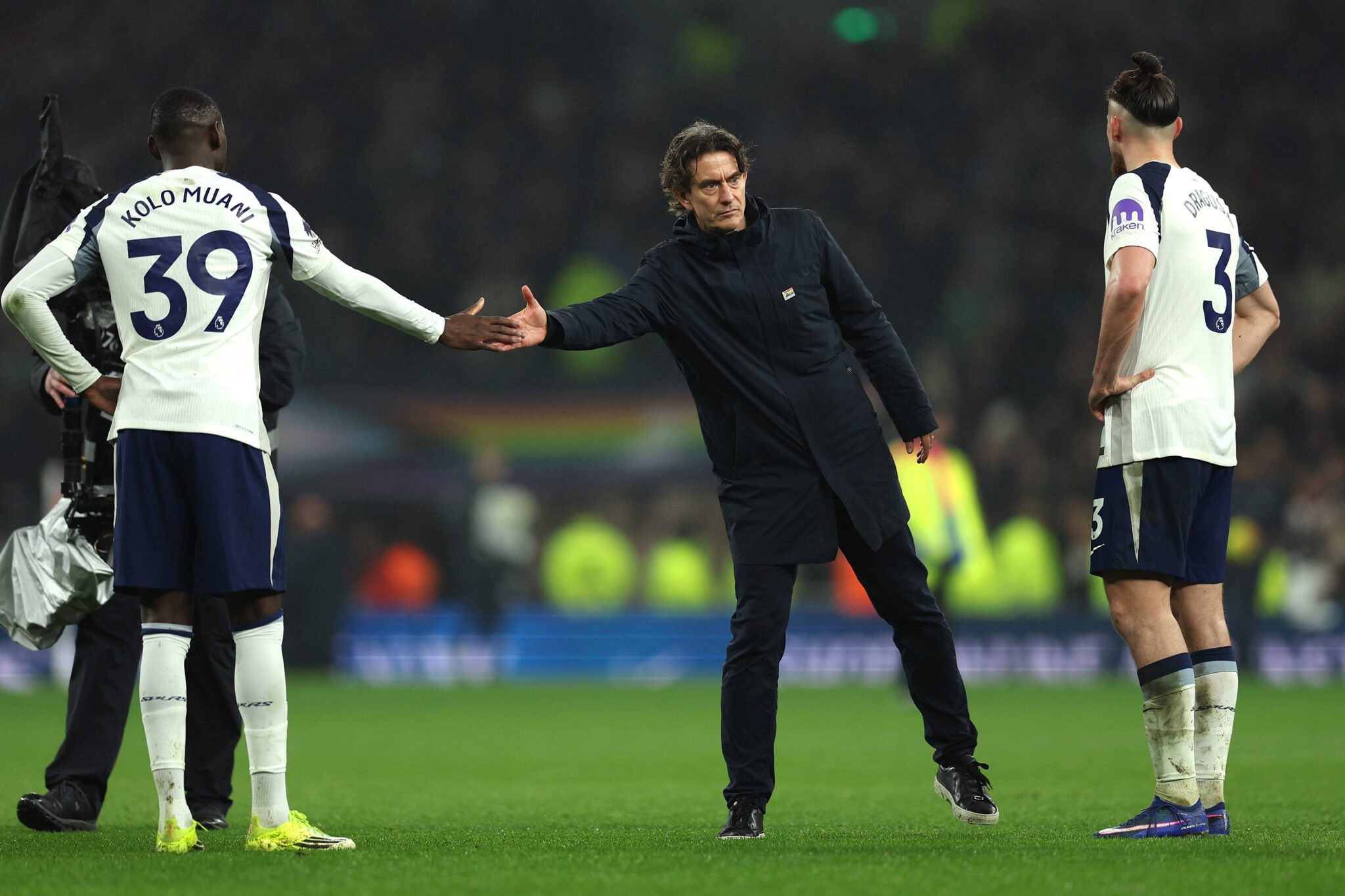 Frank confident of avoiding Spurs sack despite relegation fears