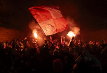 5️⃣ spicy fixtures you must watch this weekend 🌶 Arsenal fans set outside the stadium ahead of the Premier League match between Arsenal and Spurs at Emirates Stadium on November 23, 2025 in London, England.