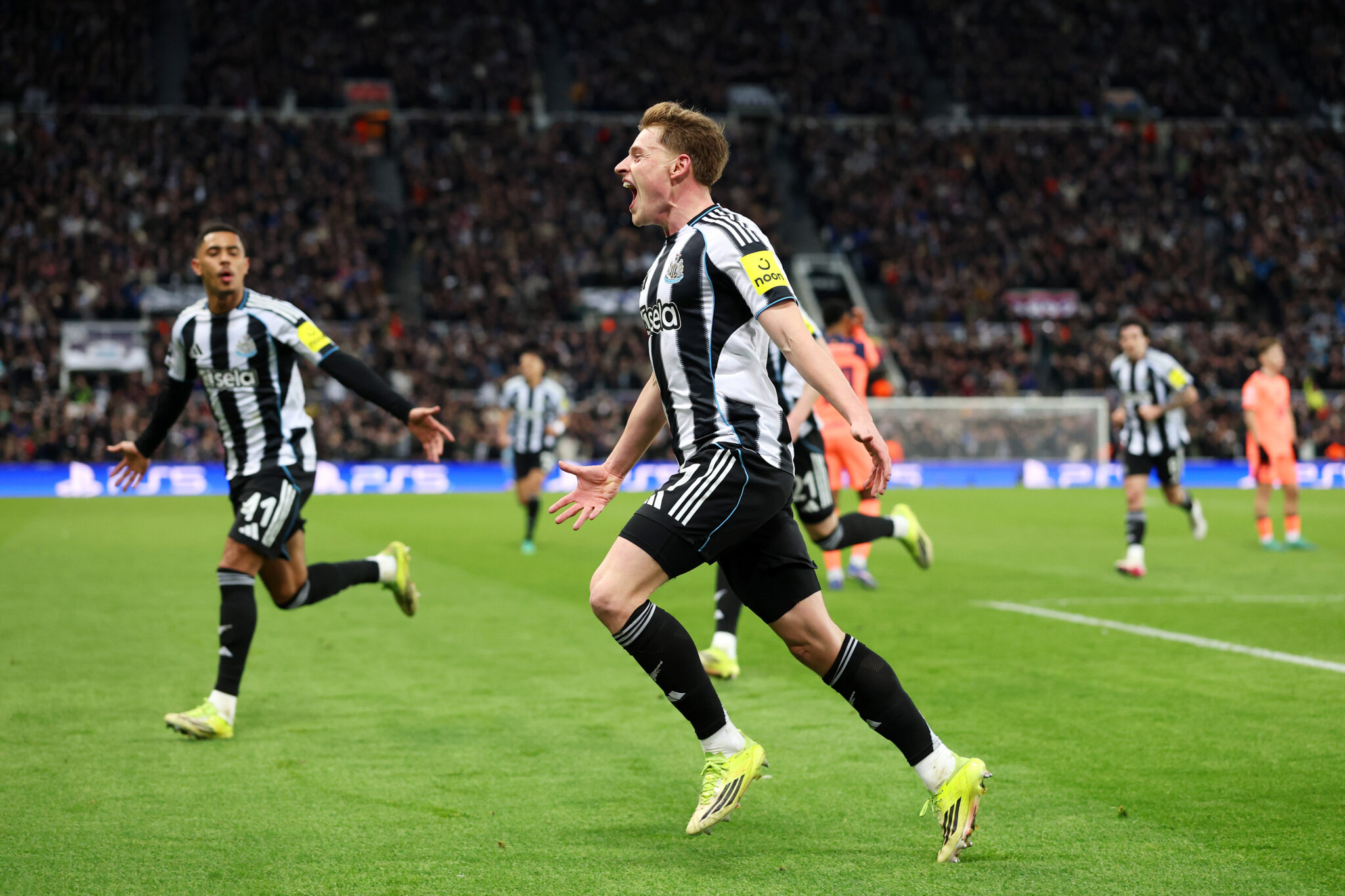 Barnes confident Newcastle can beat Barcelona in Spain