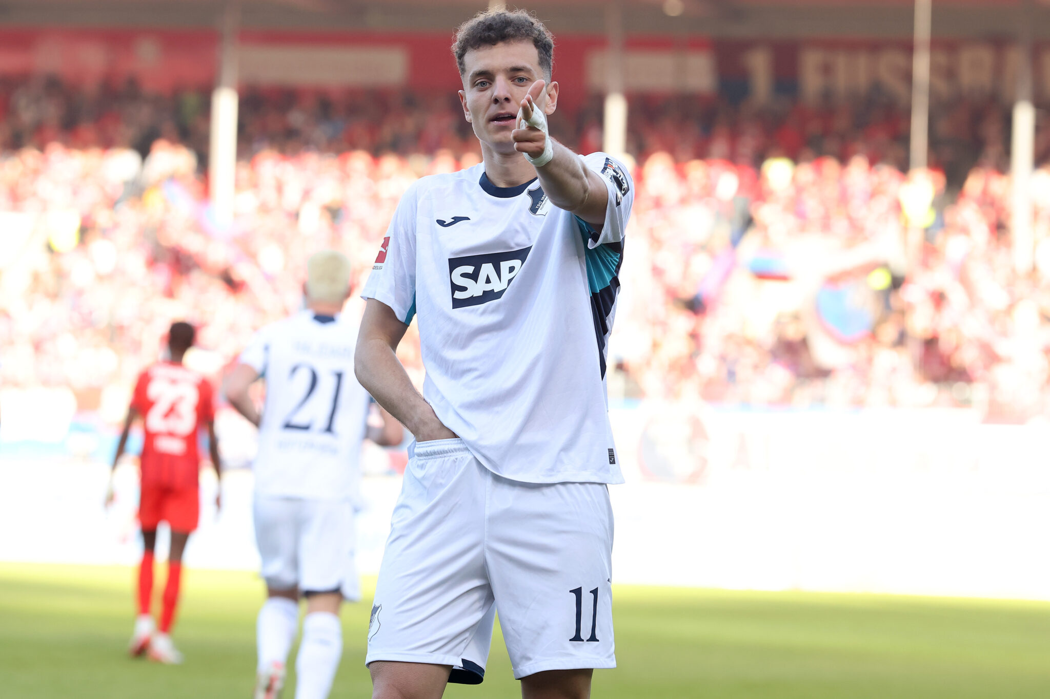 Tottenham Hotspur and Chelsea are reportedly interested in signing Hoffenheim forward Fisnik Asllani.