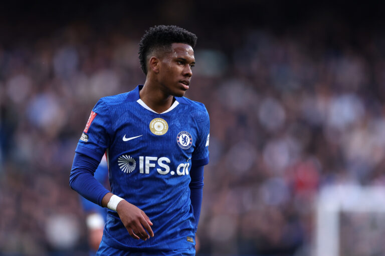 Rosenior says there's 'no ceiling' for Chelsea teenager