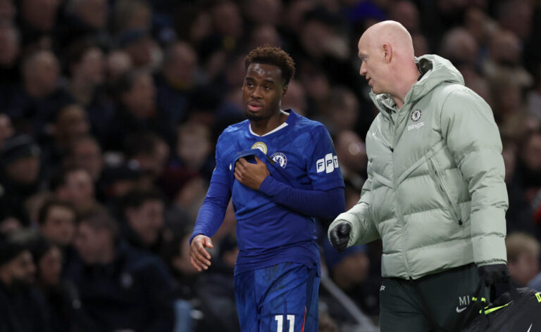 Jamie Gittens of Chelsea leaves the pitch after picking up an injury during the Premier League match between Chelsea and West Ham United at Stamford Bridge on January 31, 2026 in London, England.