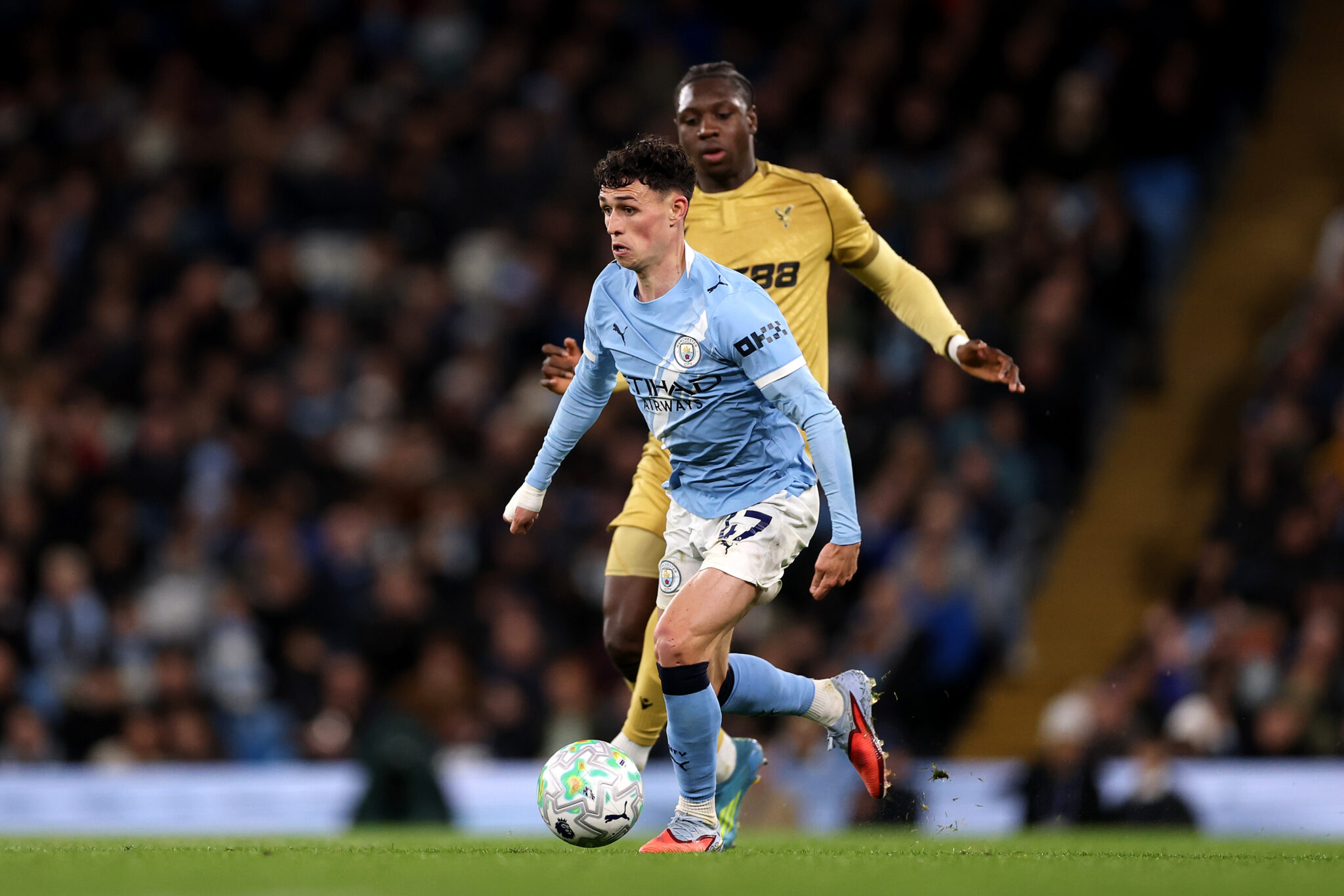 Guardiola hails magic Foden assist as Man City beat Palace