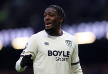 Leeds plot summer move to sign Chelsea centre-back Leeds plot summer move to sign Chelsea centre-back Disasi