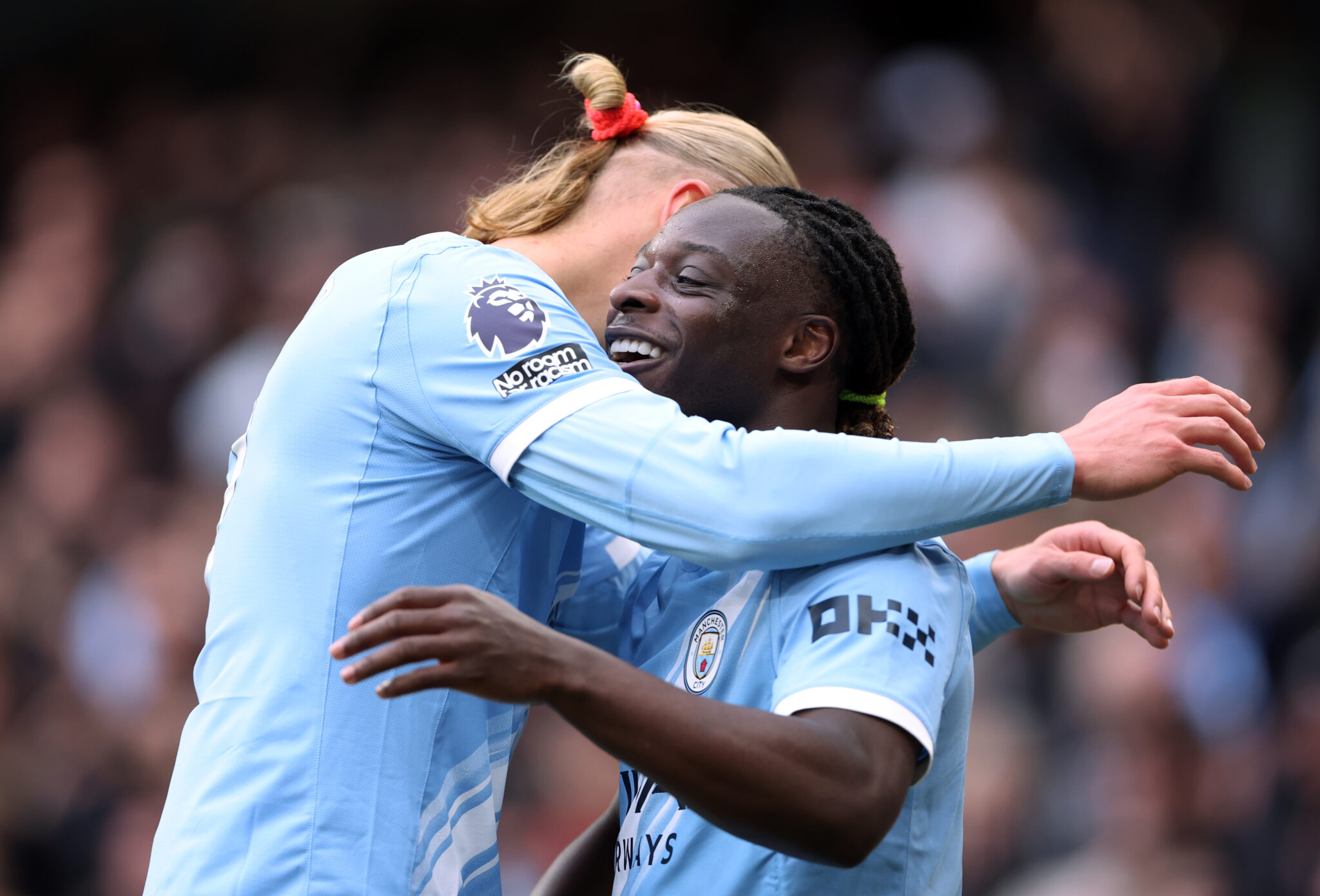 Premier League Team of the Week - Raya, Xhaka, Doku