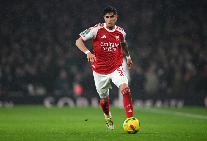 Arsenal make Hincapie loan move permanent in £35m deal