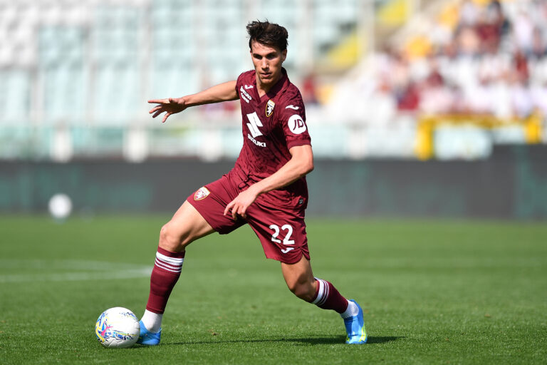 Chelsea consider move to re-sign Italian midfielder Casadei