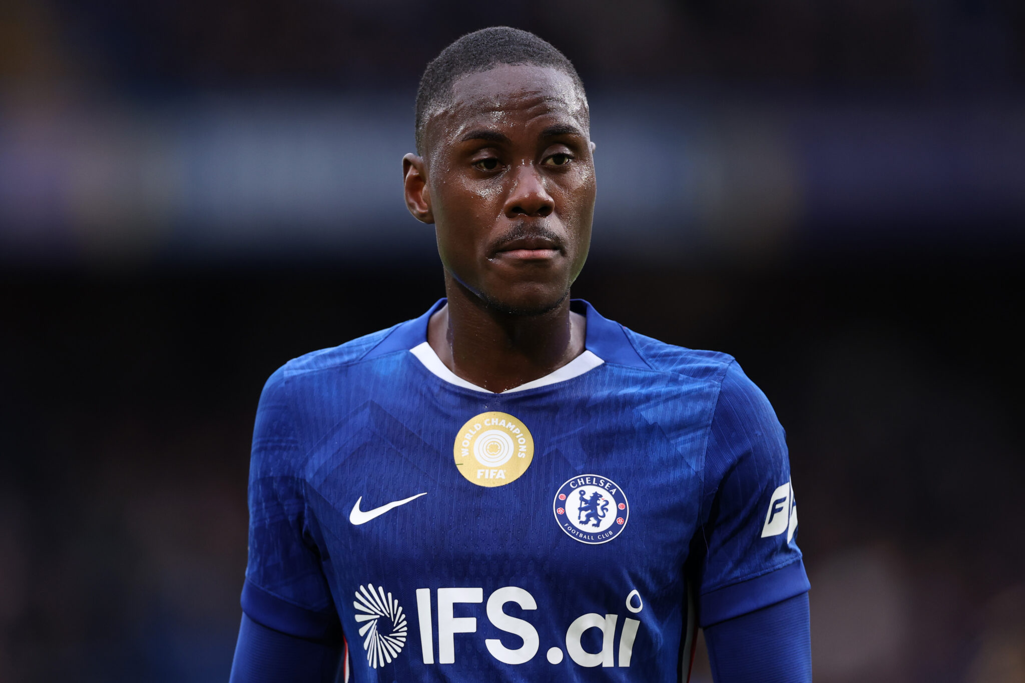 Como make enquiry to sign Chelsea centre-back Chalobah