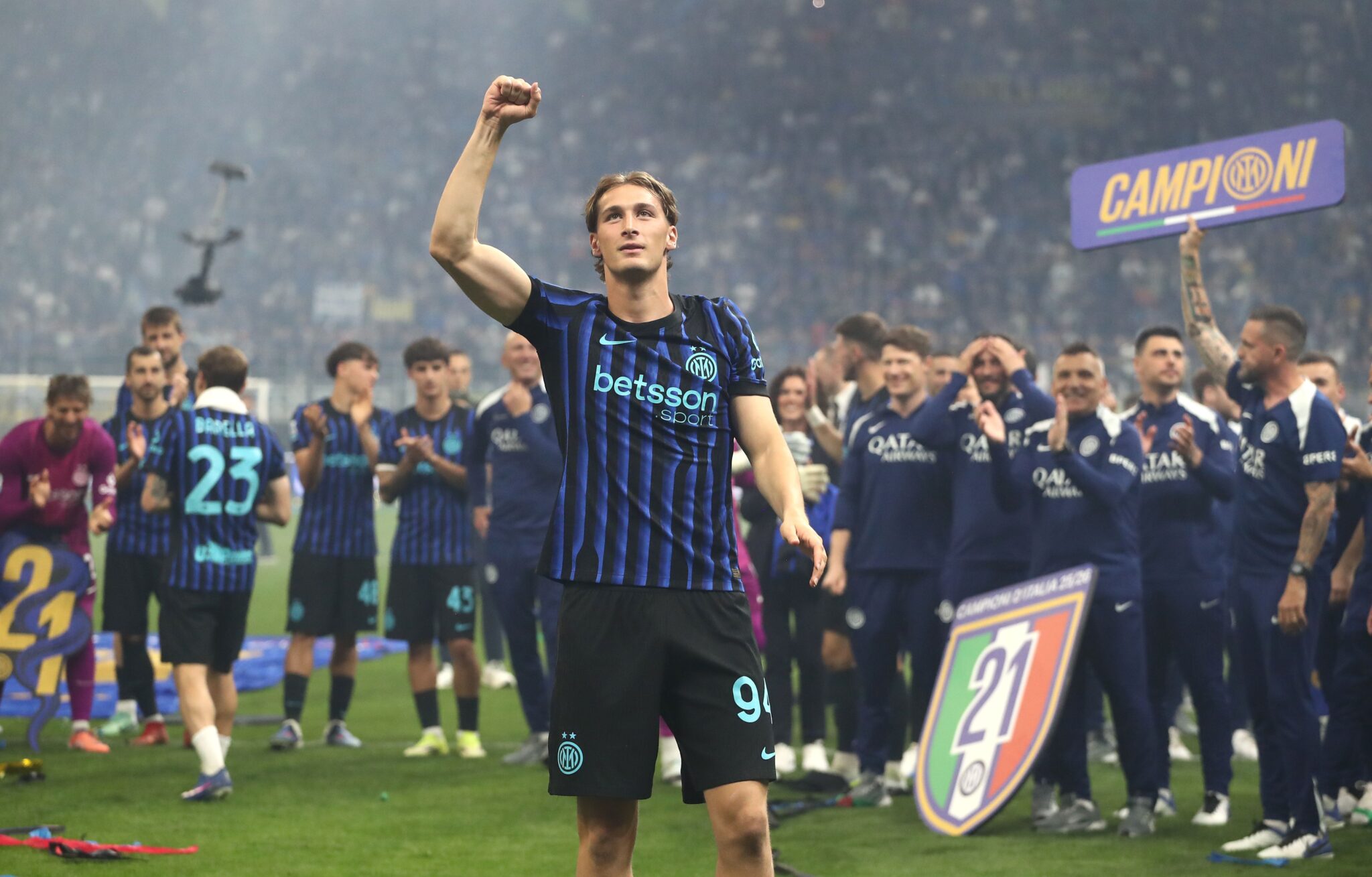 Man Utd scout Inter's Pio Esposito as Zirkzee exit looms