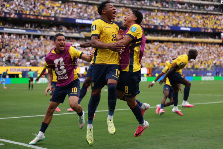 Ecuador predicted lineup and team news vs Mexico