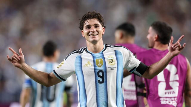 Arsenal eye Julian Alvarez in Gyokeres swap deal