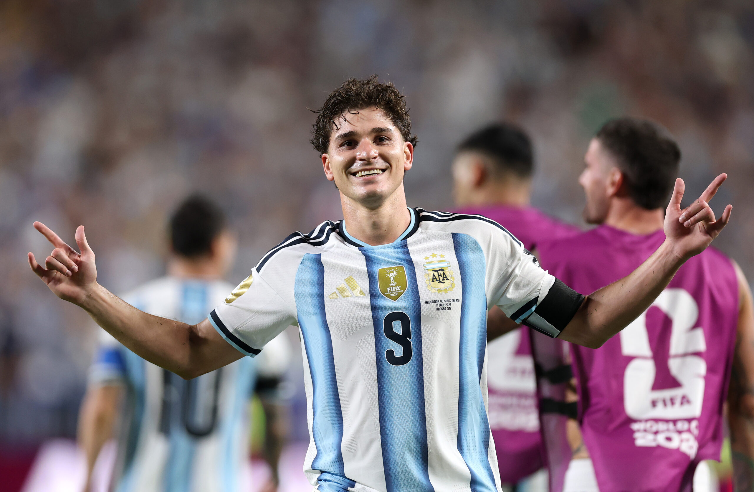 Arsenal eye Julian Alvarez in Gyokeres swap deal