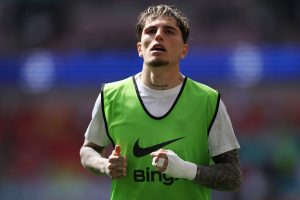 Aston Villa announce Alejandro Garnacho signing