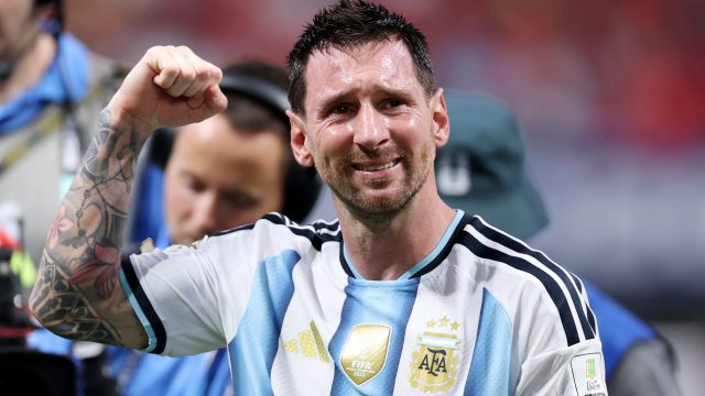 World Cup Day 27: Argentina flirt with catastrophe, Switzerland advance