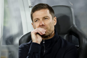 Alonso rues defeat but backs Chelsea progress