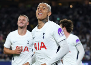Richarlison’s late strike earns 10-man Spurs win over Chelsea