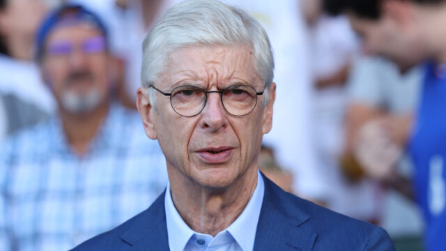 Wenger backs FIFA U-turn over investment plan