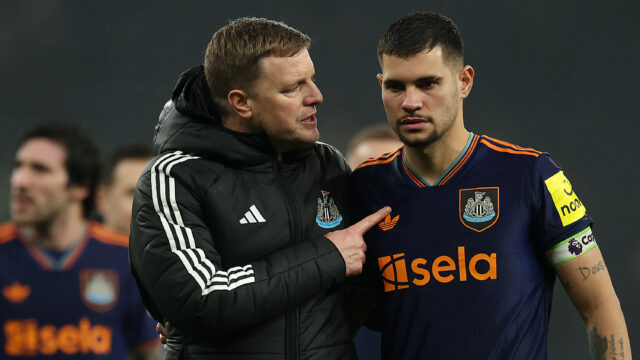 Guimaraes pays emotional tribute to Howe after exit
