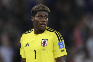 Aston Villa in talks to sign Zion Suzuki after PSG move collapses