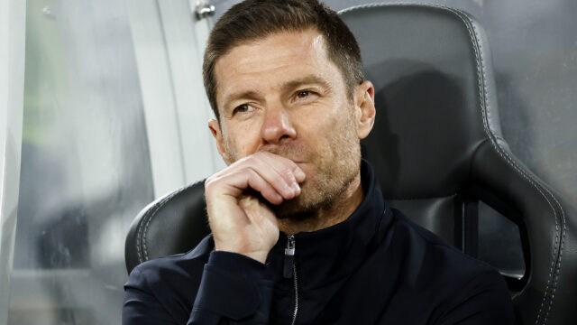 Alonso says Chelsea will give returning Mudryk full support