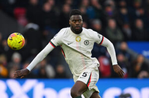 Chelsea expected to reach compromise with Napoli for Badiashile deal
