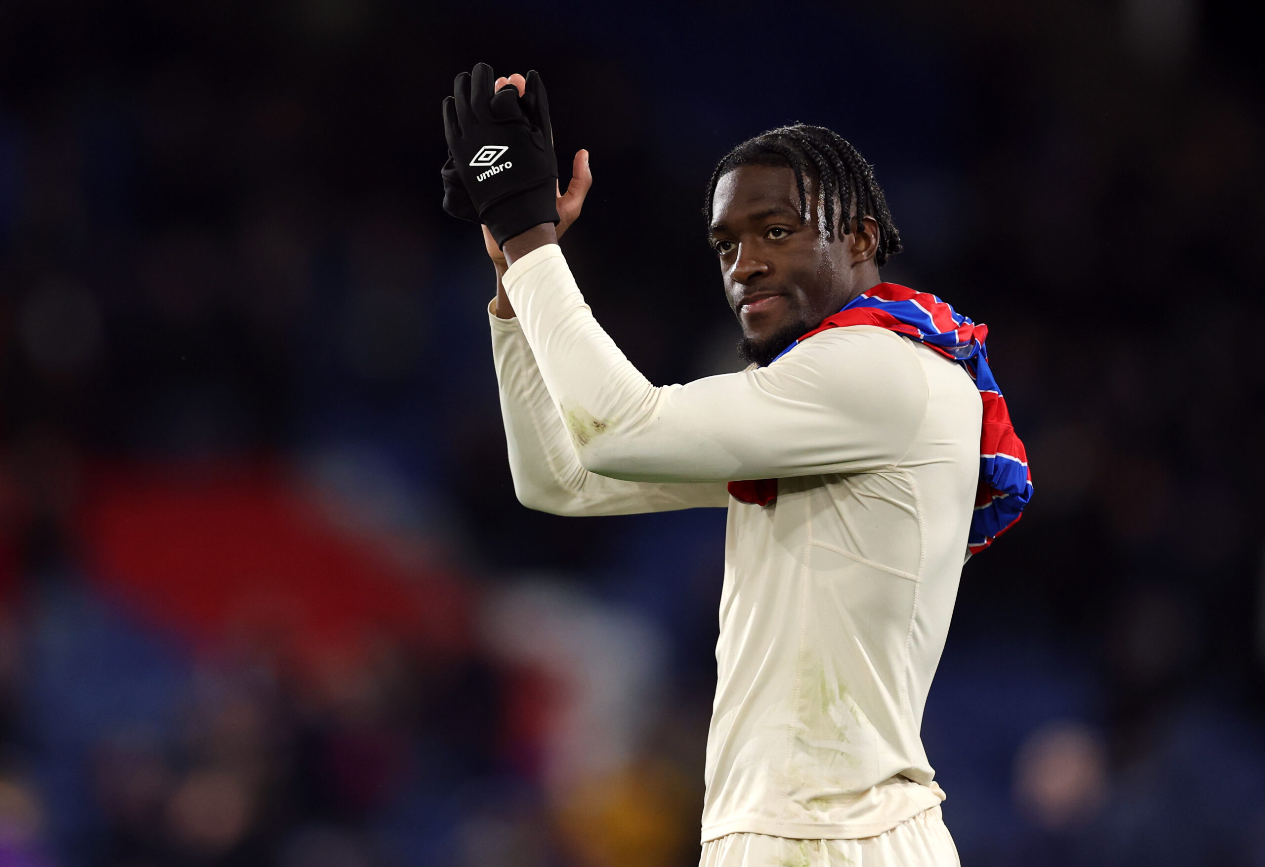 Chelsea centre-back undergoing Crystal Palace medical
