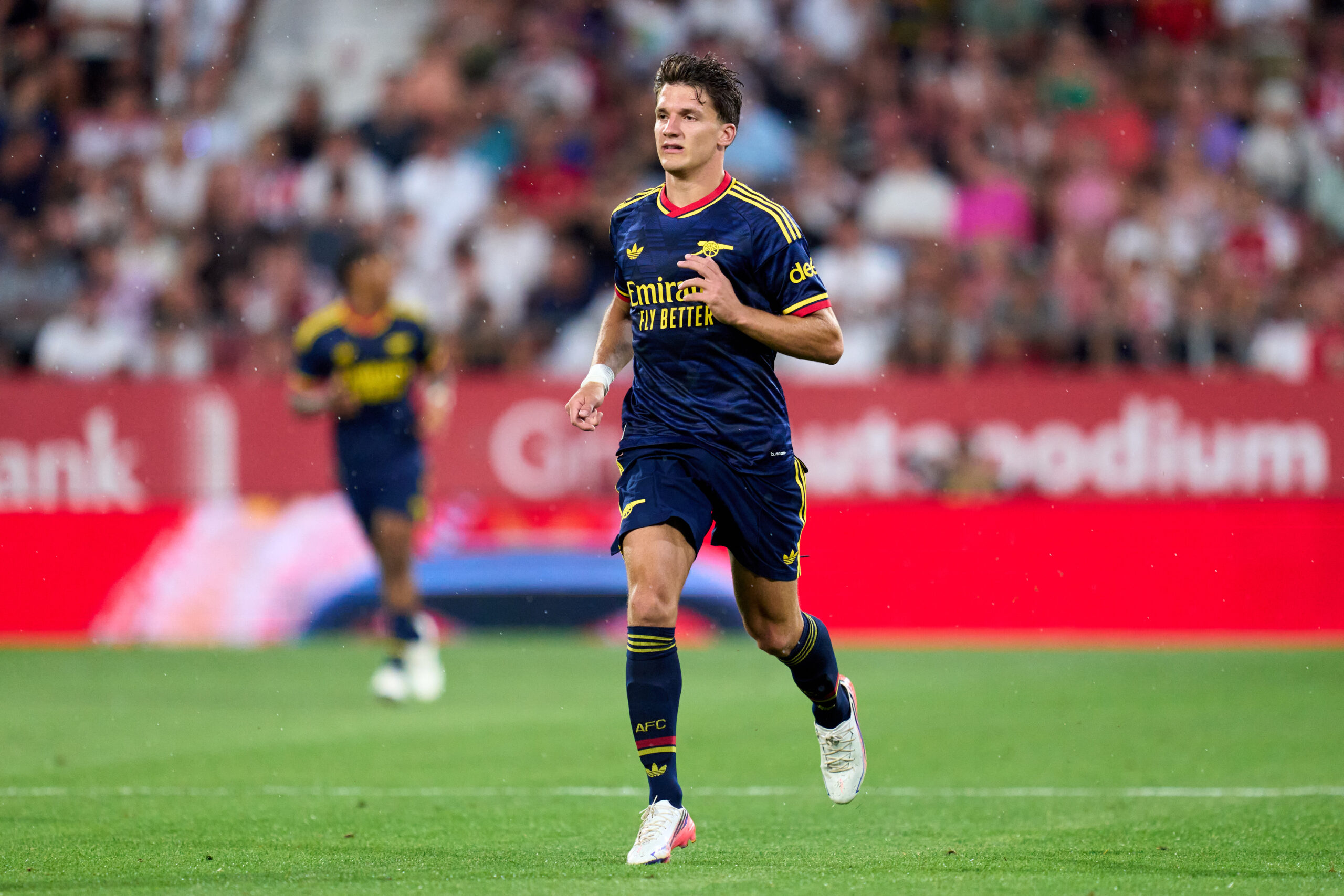 Arsenal signing Tzolis earns new nickname after winning fitness test