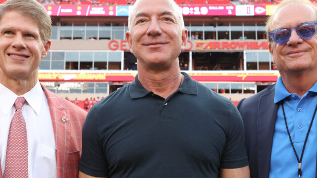 Amazon’s Jeff Bezos ‘closing in’ on shock Liverpool deal