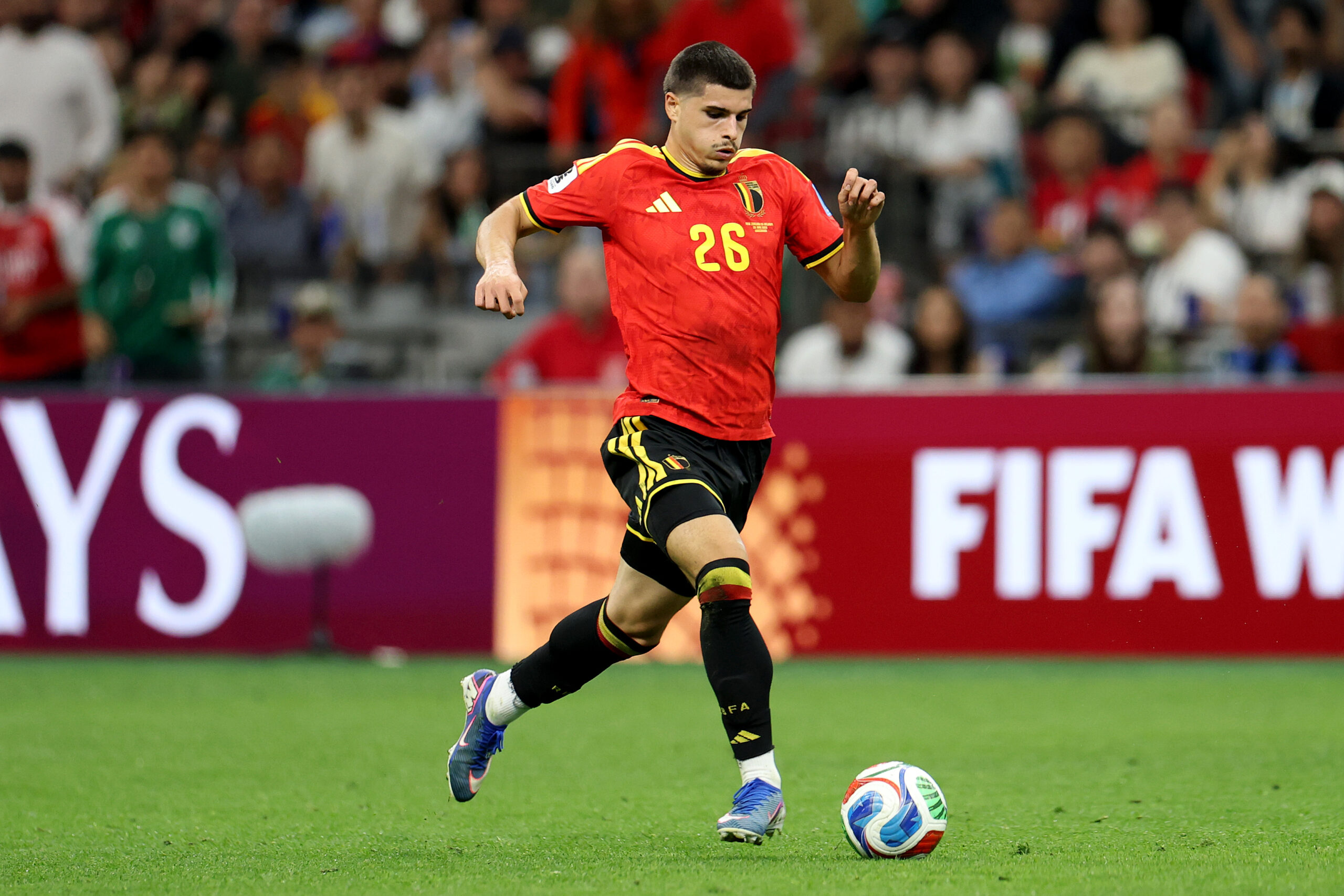 Arsenal eye Lille forward with €70m price tag before deadline