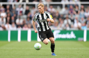 David Ornstein provides update on Manchester United move for Lewis Hall