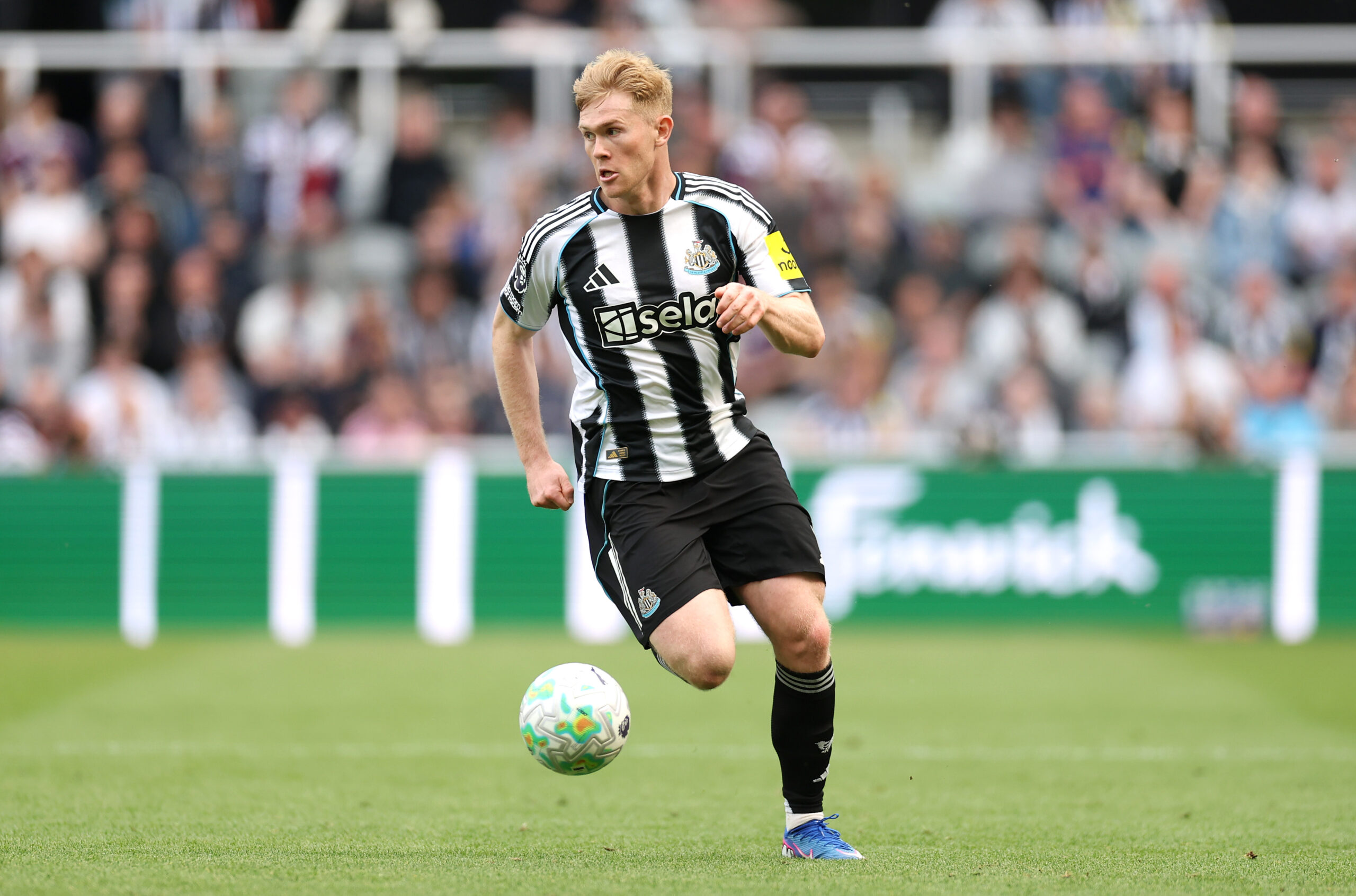 David Ornstein provides update on Manchester United move for Lewis Hall