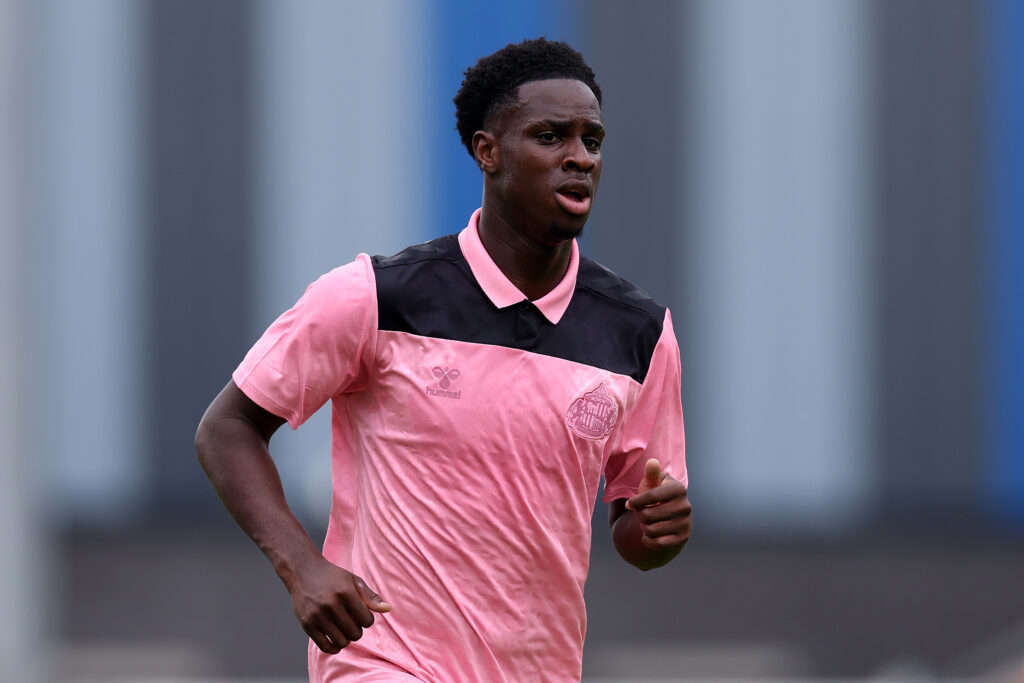 Trey Samuel-Ogunsuyi in the Sunderland away kit for the 2026/27 Premier League season.