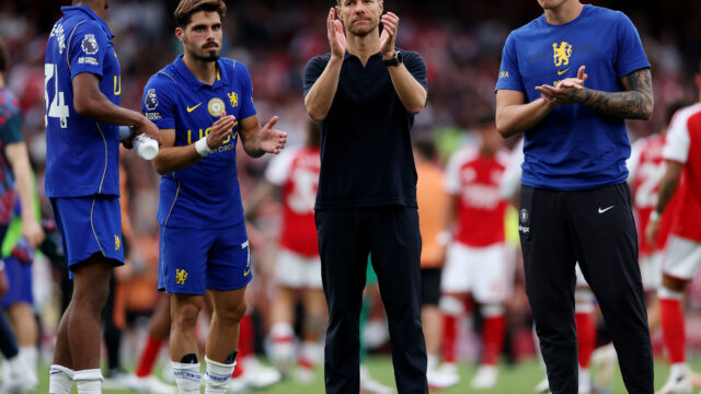 Neville says Alonso must fix ‘all over the place’ Chelsea defence