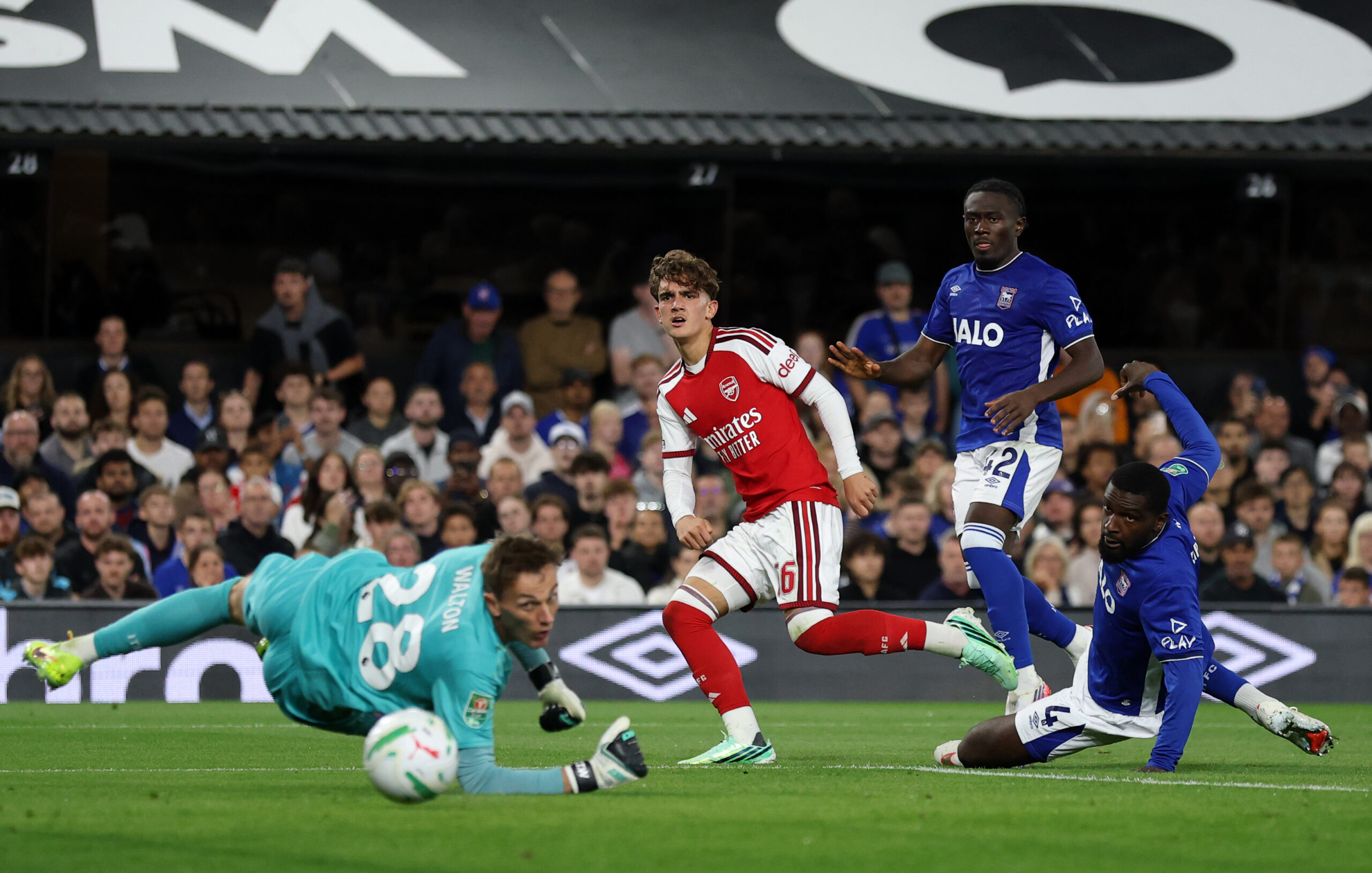 Arteta blown away by ‘unpredictable’ Arsenal starlet Dowman