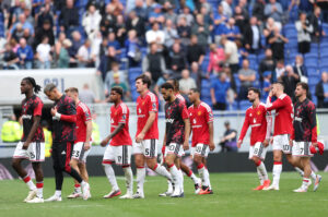 Carrick criticises Man Utd decision-making in Everton draw
