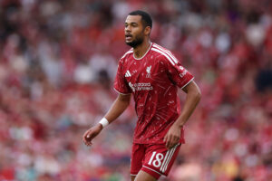 Iraola praises forward’s handling of transfer speculation