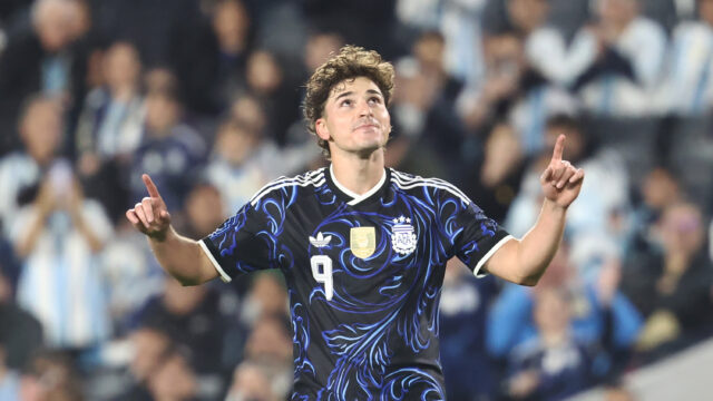 Arsenal given ‘fresh hope’ over Julian Alvarez move