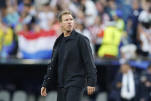 Man United have two ‘frontrunners’ to replace Michael Carrick