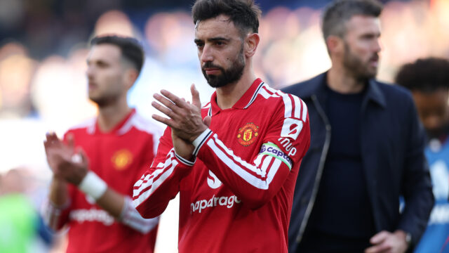 Fernandes dropped: Man United name team to face Bournemouth