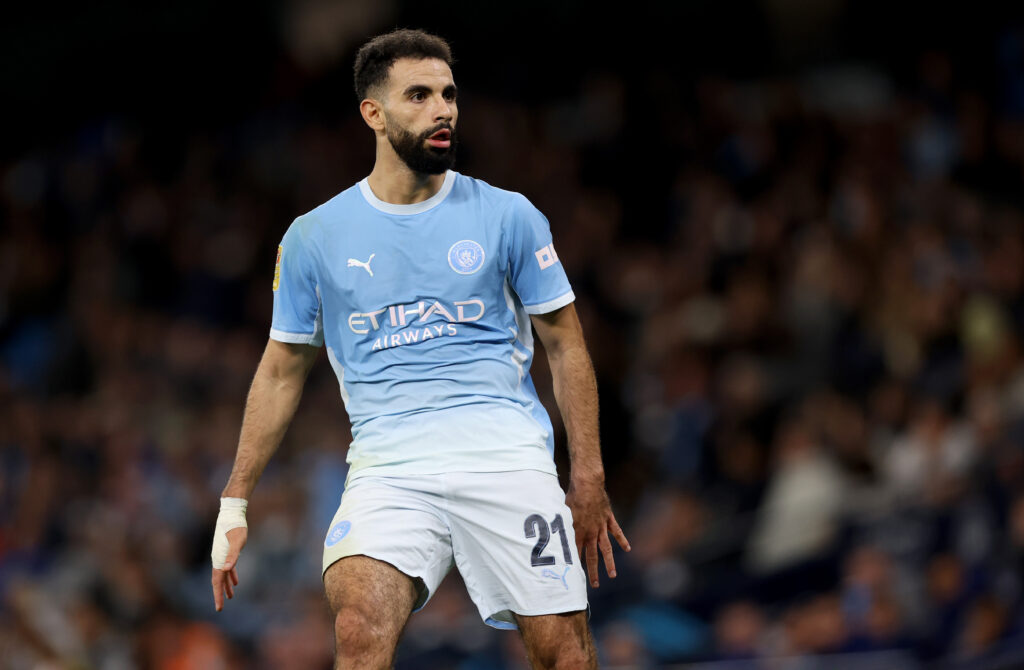 Manchester United linked with shock loan move for Man City star